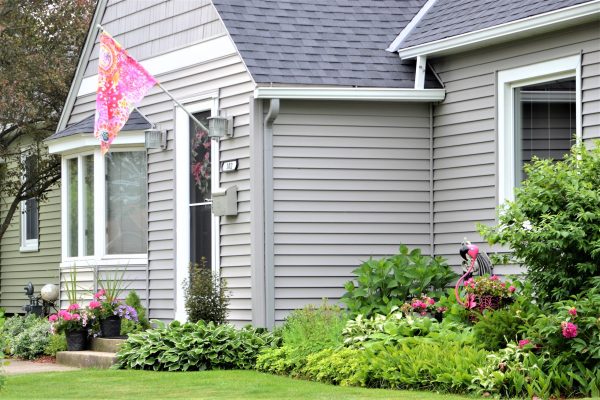 home-sweet-home-real-estate-exterior-design-mortga-2025-01-09-18-30-49-utc
